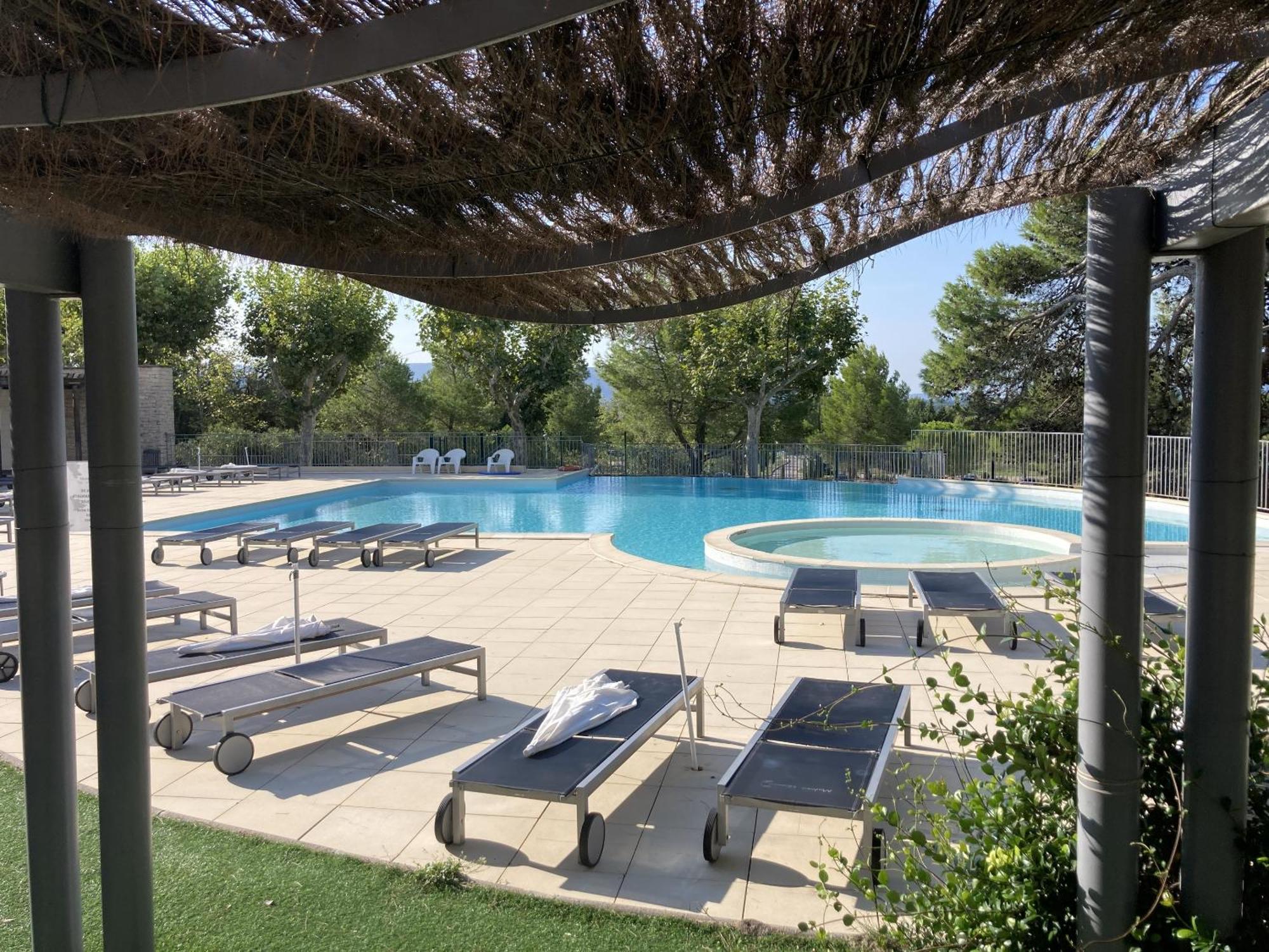 La Perle Du Golf -Magnifique Vue Clim Linge Golf Saumane 6P Piscine Tennis المظهر الخارجي الصورة